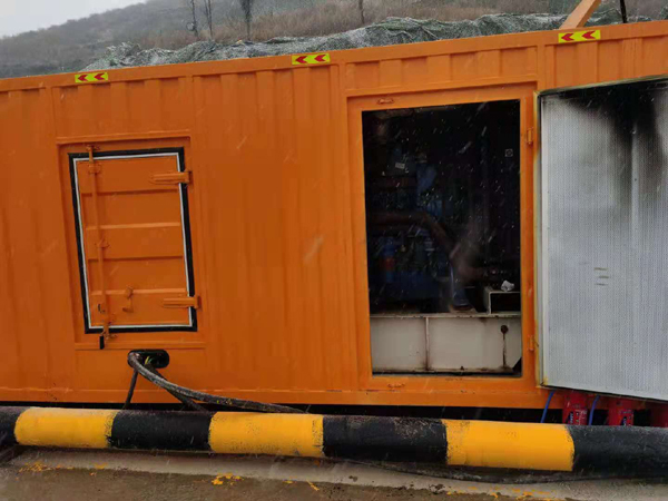 宁江发电机出租 柴油发电机组电压低报警怎么办？