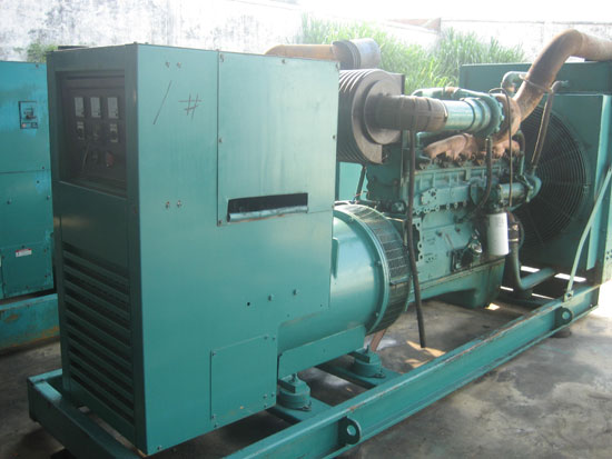 宁江租赁发电机- 发电机碳刷磨损的原因是什么