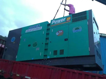 宁江柴油发电机组转速不稳定时，如何对发动机进行维护？