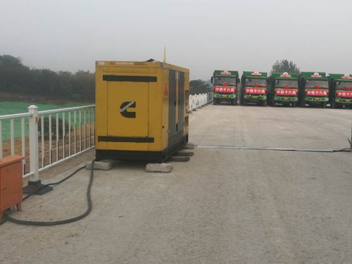 宁江电力系统的稳定性和设备兼容性如何影响发电机组的频率规格？