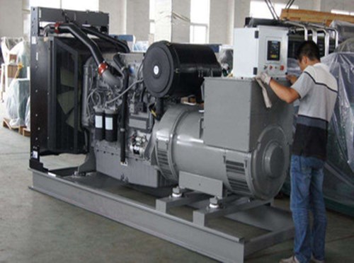 宁江柴油发电机组和储能设备配合使用的案例