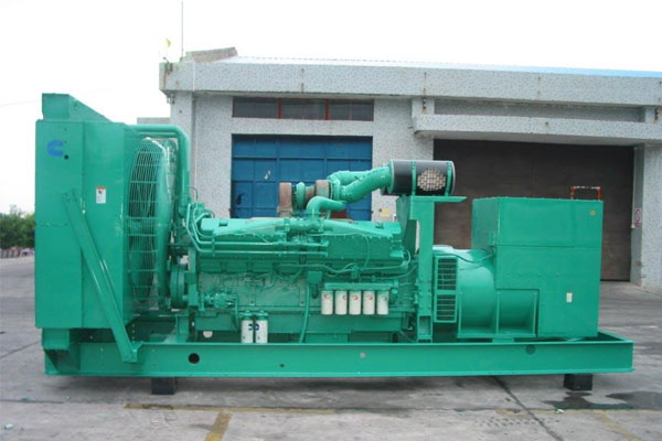 宁江工厂发电机应急发电时如何更准确地检查发电机状态？