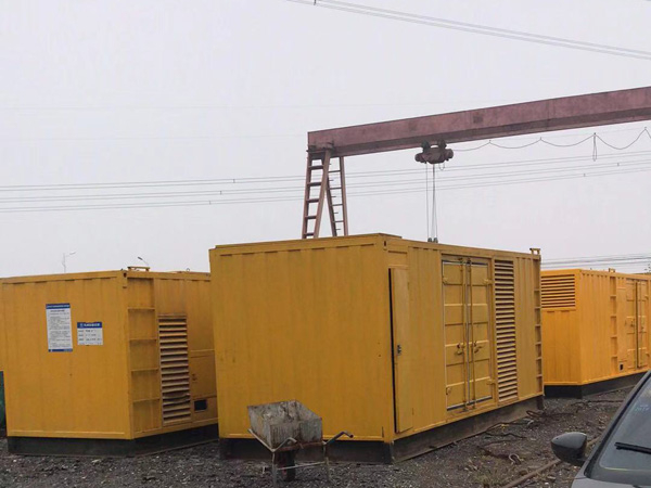 宁江100kw柴油发电机组每小时油耗？