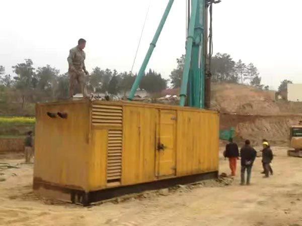 宁江如何判断水冷式机油散热器密封件是否需要更换？